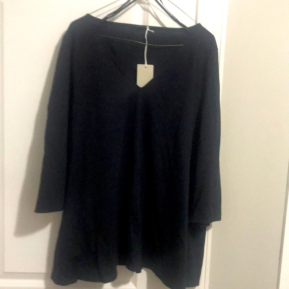 COS VNeck navy 3/4 sleeve 100% cotton top